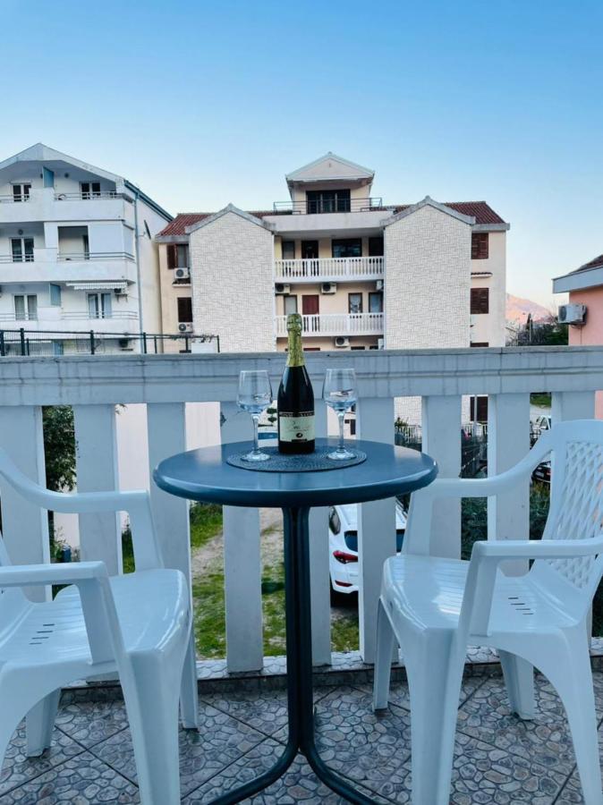 Hotel Vila Monte Budva Zewnętrze zdjęcie