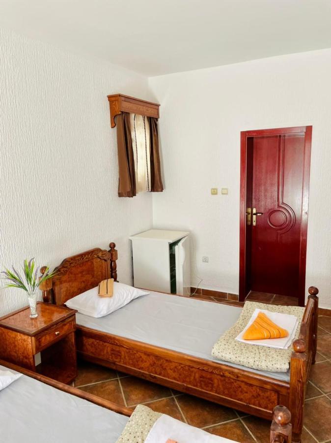 Hotel Vila Monte Budva Zewnętrze zdjęcie